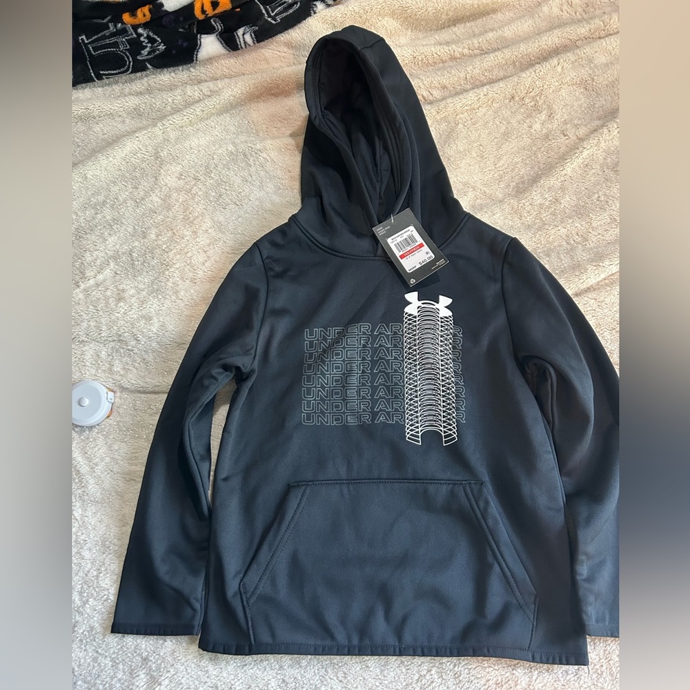 Under Armour black hoodie NWT youth XS